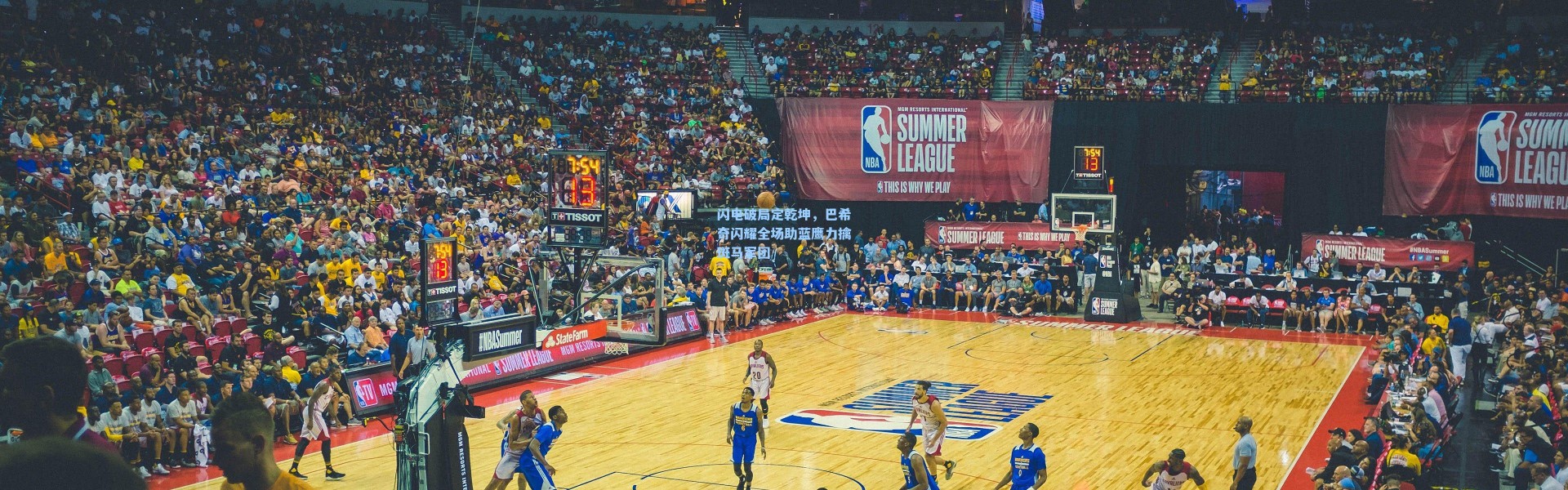 闪电破局定乾坤，巴希奇闪耀全场助蓝鹰力擒斑马军团