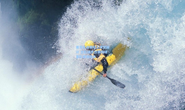 晋京大战赛后上演空城计 主队球迷热情围堵客队艰难脱身